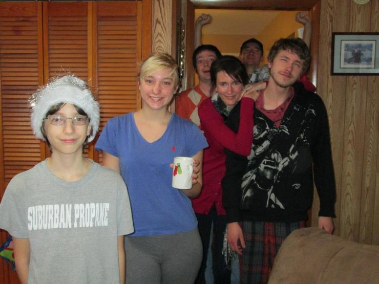 72604_4762468665051_1306754782_n